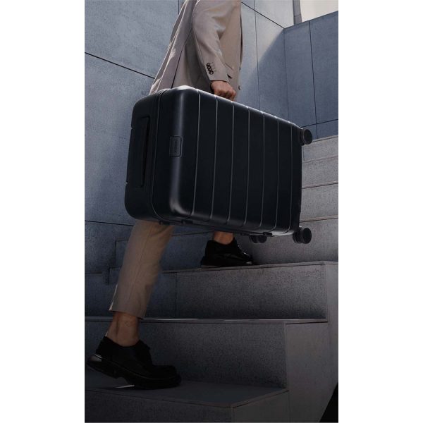 XIAOMI Luggage 26" PRO Black XIA72096 + Free 3zip Checks + Free Hornet Backpack - Save Rs 510 on this offer plus get gifts worth Rs 2780 on this offer - Image 4